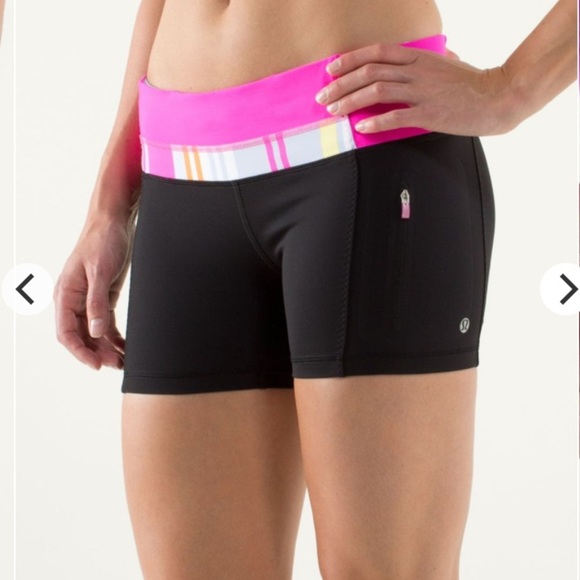 LULULEMON Black Run Fast Track Short - Picture 10 of 11